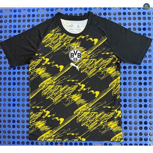 Max Maillot Borussia Dortmund pre-match 2026/27